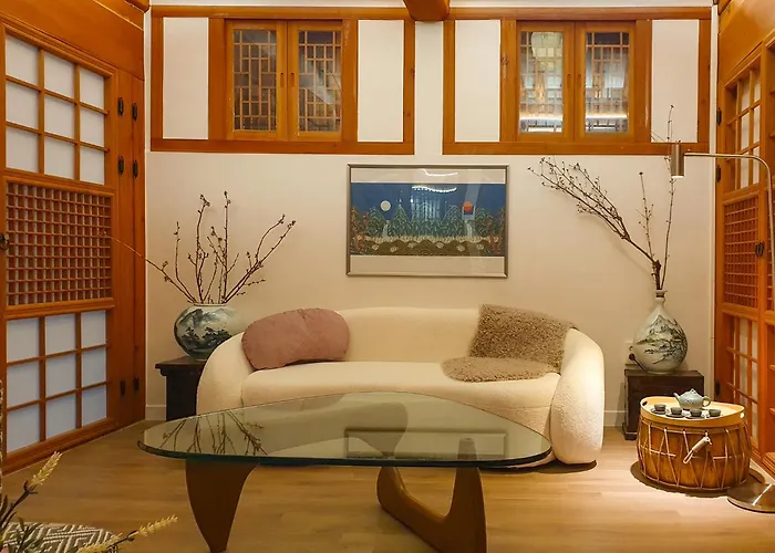 Awik Hanok
