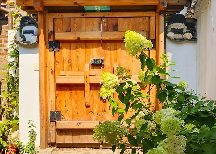 Awik Hanok * ソウル特別市