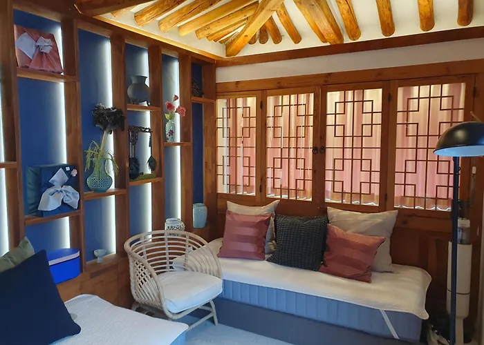 Awik Hanok * ソウル特別市